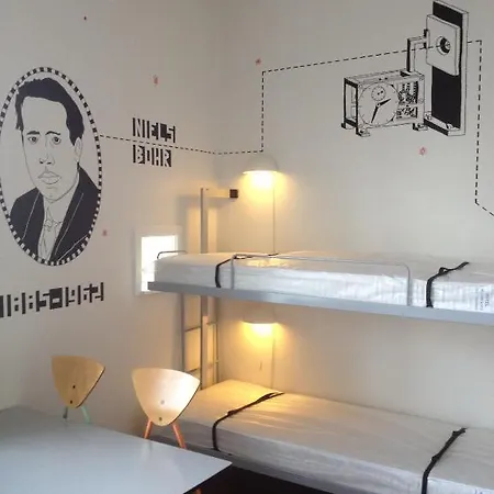 אכסניה Danhostel *