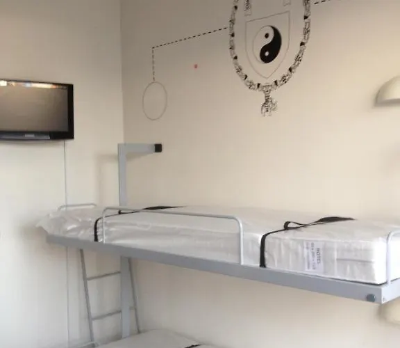 Хостел Danhostel *